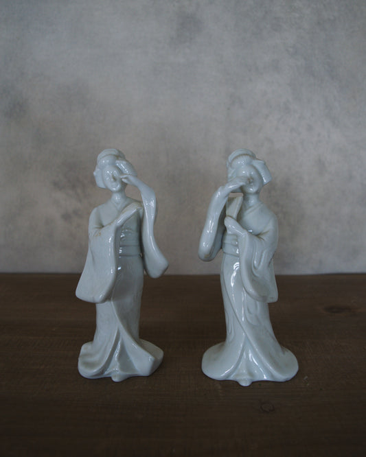 Vintage Porcelain Dancing Geisha